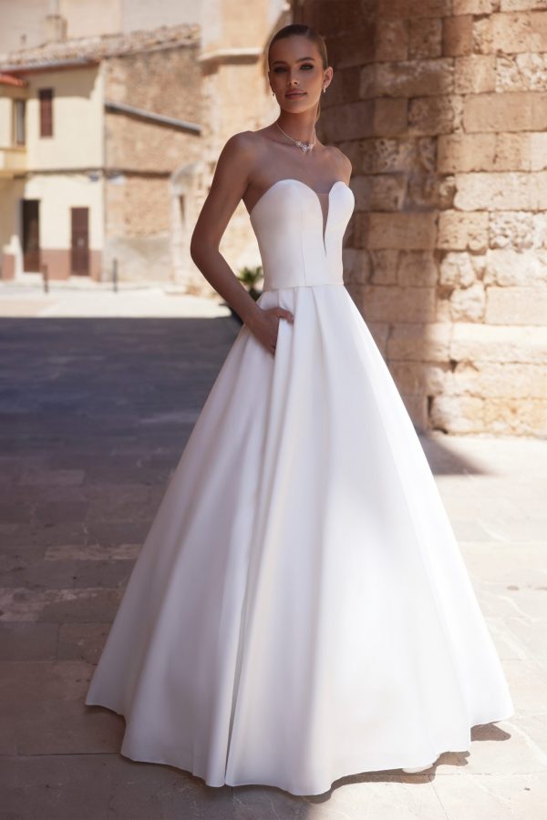 Bianco-Evento-bridal-E458-YARA-(2)