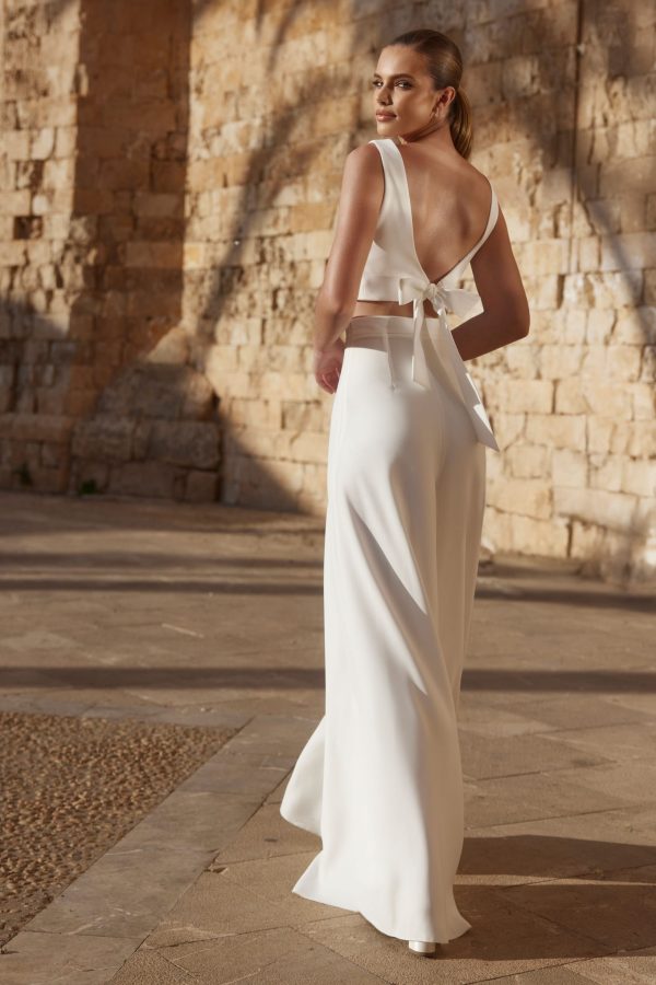 Bianco-Evento-bridal-E470-EZRA-(1)