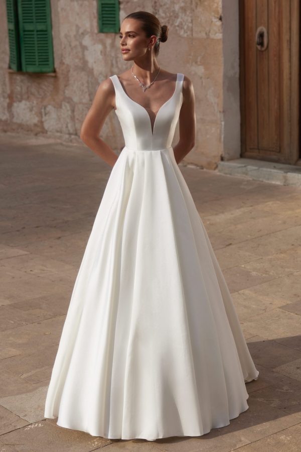 Bianco-Evento-bridal-dress-Idalia-(5)