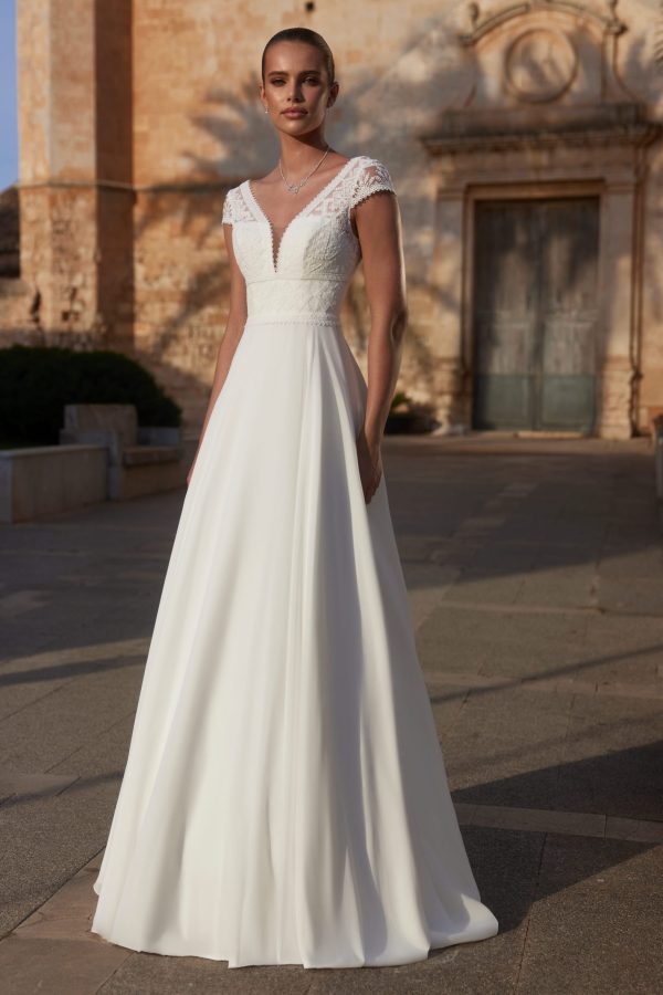 Bianco-Evento-bridal-dress-Klarysa-(1)