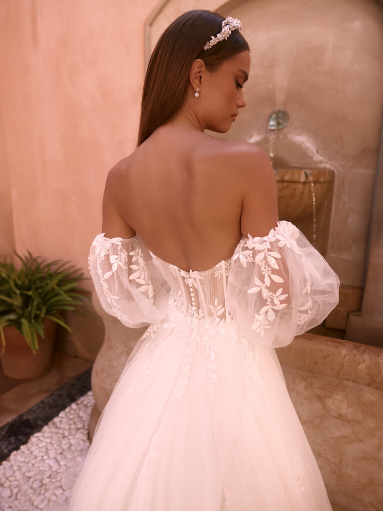 Bianco Evento Adonis wedding dress at Bridal Fashion Outlet