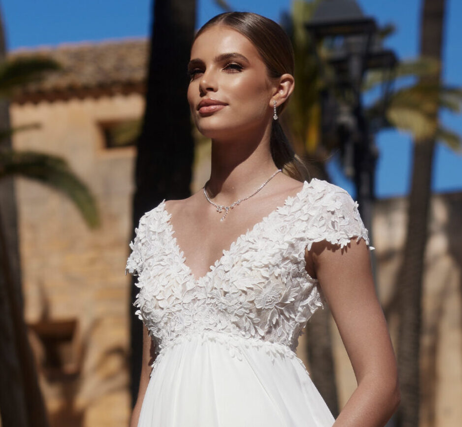 Trouwjurk Bianco Evento Yasmina bij Bruidsmode Outlet